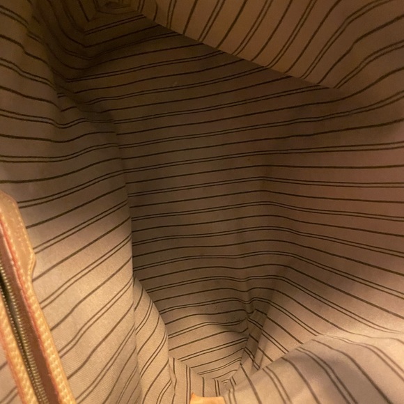 Authentic Louis Vuitton Delightful MM with Matching  BANDOULIÈRE Strap. - Picture 13 of 16